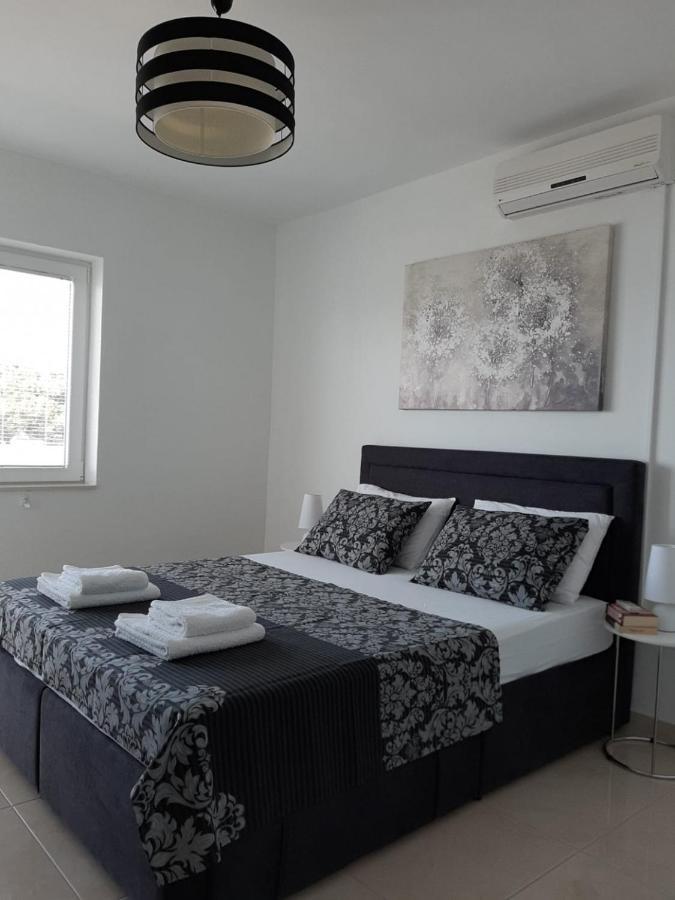 Apartments Duće Eksteriør bilde